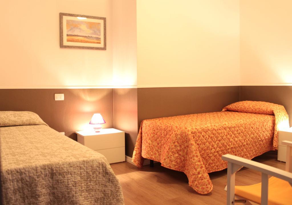 Pino Marittimo Bed & Breakfast Civitanova Marche Ruang foto